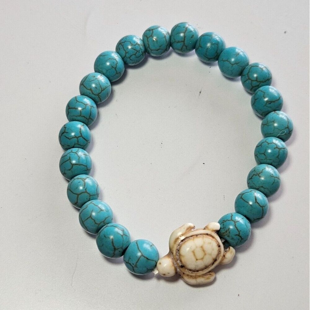 Sea turtle bead bracelet 6.75"